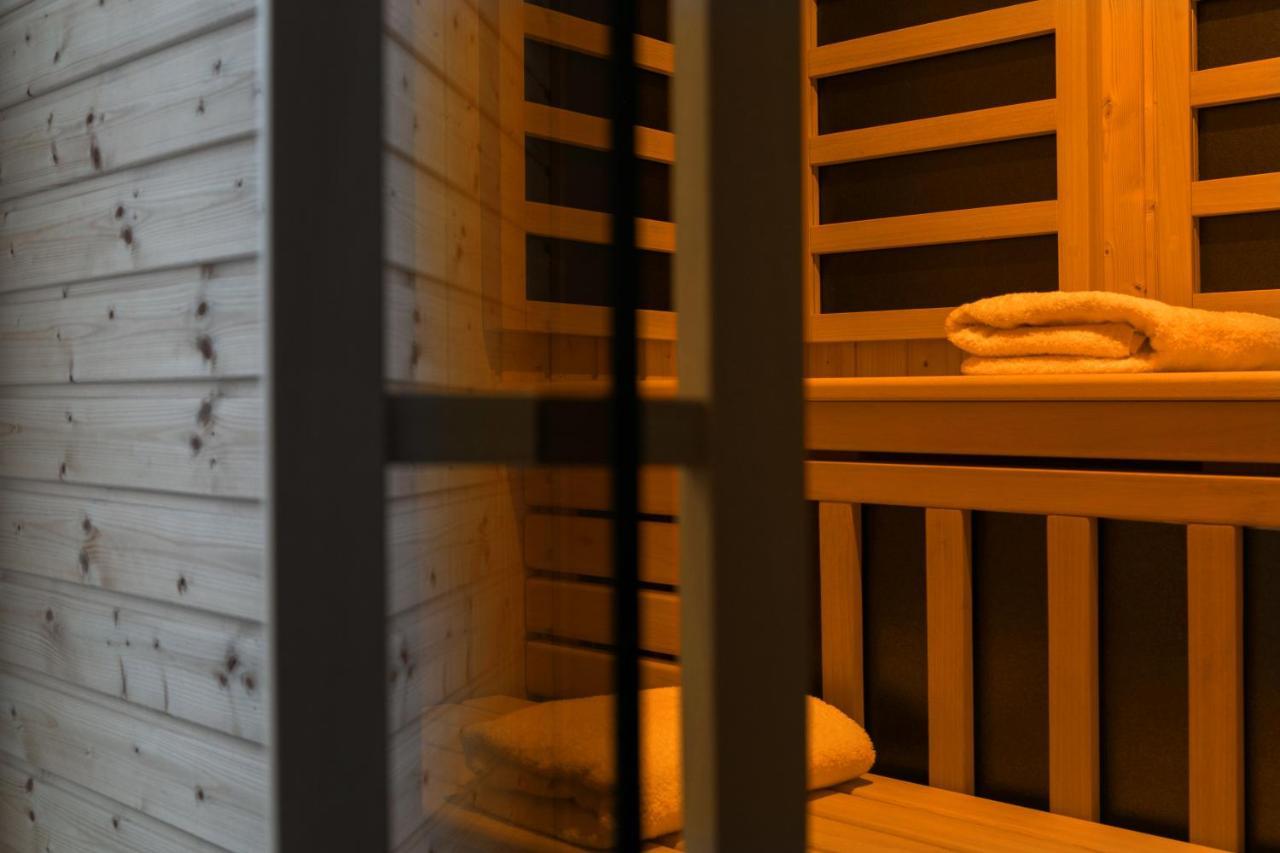 Bumblebee Luxury Apartments 2 ซาเกร็บ ภายนอก รูปภาพ